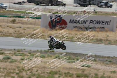 media/Apr-20-2025-AHRMA (Sun) [[393a79c373]]/Race/Group 7/Turn 4b/